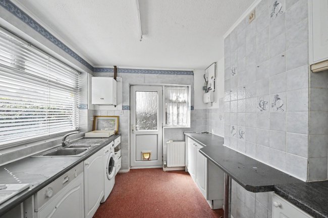 243 Halstead Road, Frinton-on-sea, Essex, CO13 0DX 52