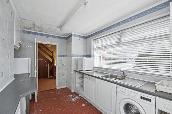 243 Halstead Road, Frinton-on-sea, Essex, CO13 0DX 52