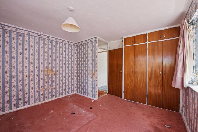 243 Halstead Road, Frinton-on-sea, Essex, CO13 0DX 52