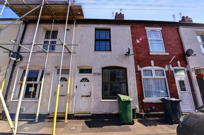100 Miner Street, Walsall, West Midlands, WS2 8QL 4