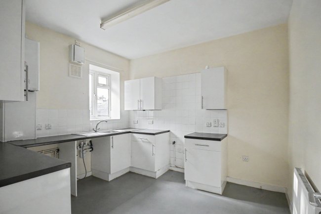 First & Second Floor Flat, 27 Carnarvon Road, London E15 4JW 9
