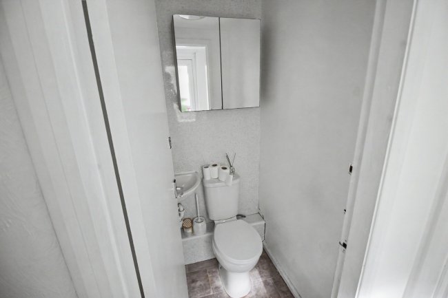 29 Southover Street, Brighton BN2 9UD 9