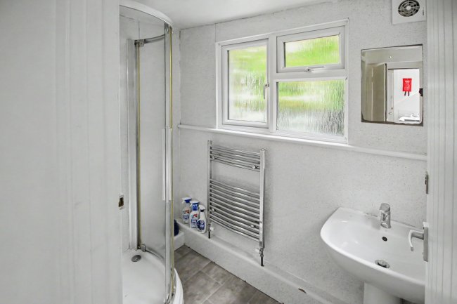 29 Southover Street, Brighton BN2 9UD 9