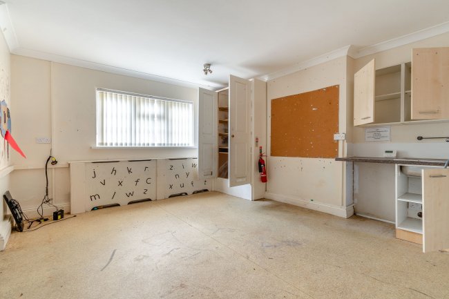 654-656 Kenilworth Road, Balsall Common, Coventry, CV7 7DD 9