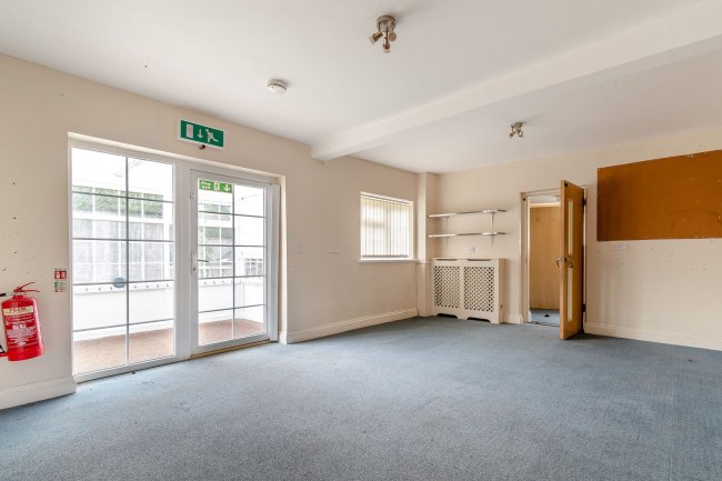 654-656 Kenilworth Road, Balsall Common, Coventry, CV7 7DD 9