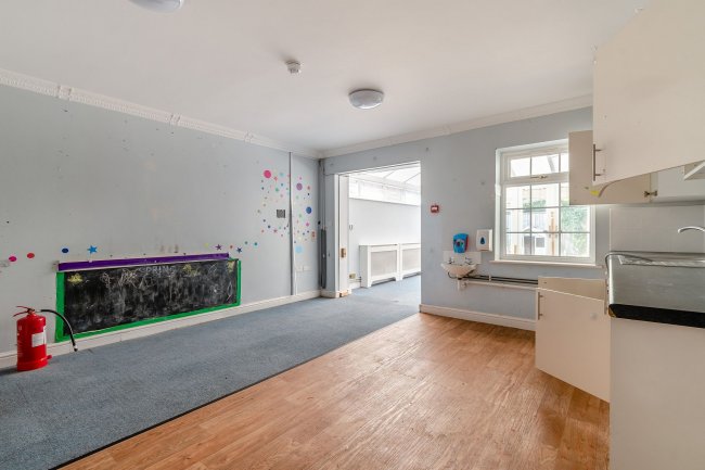 654-656 Kenilworth Road, Balsall Common, Coventry, CV7 7DD 9