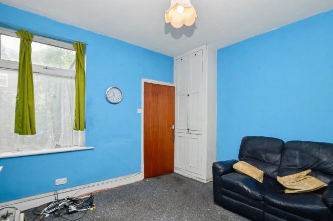 27 Garnet Street, Netherfield, Nottingham, NG4 2FB 10