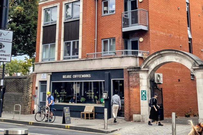 219 Shepherds Bush Road, London W6 7JS 1