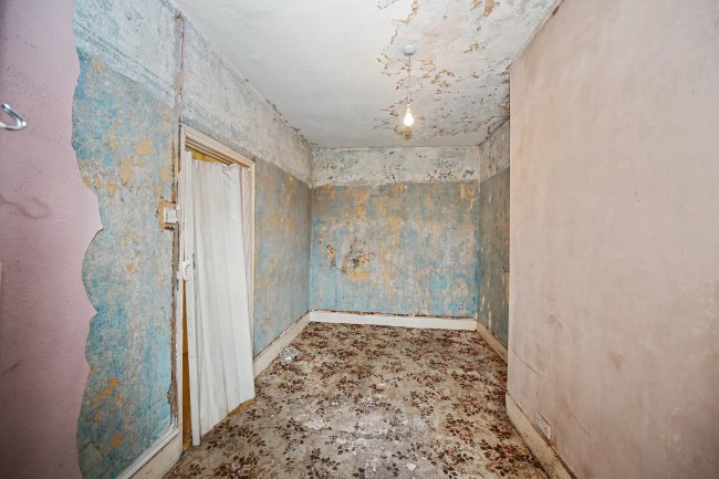 478 Warrington Road, Ince, Wigan, WN3 4TB 4