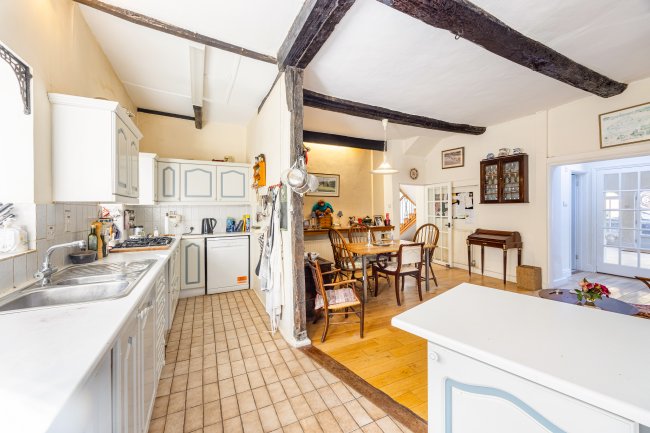 Queen Anne House, The Strand, Lympstone, Exmouth, Devon EX8 5JW 5