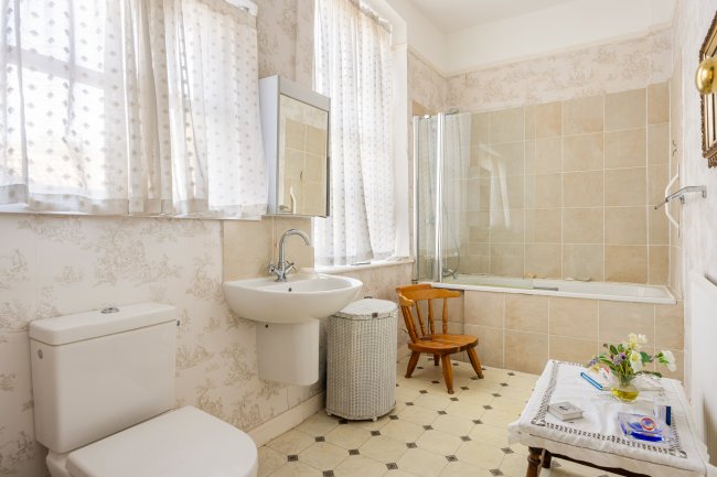 Queen Anne House, The Strand, Lympstone, Exmouth, Devon EX8 5JW 5
