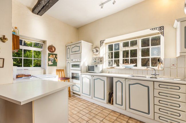 Queen Anne House, The Strand, Lympstone, Exmouth, Devon EX8 5JW 5