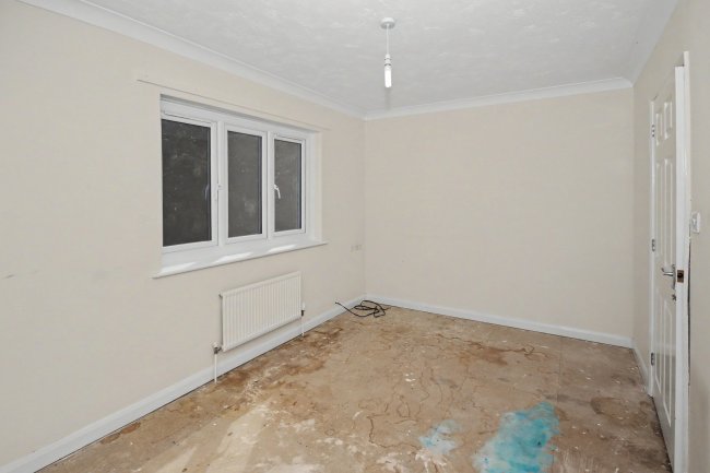 12 Kestrel Close, Swaffham, Norfolk, PE37 8HJ 4