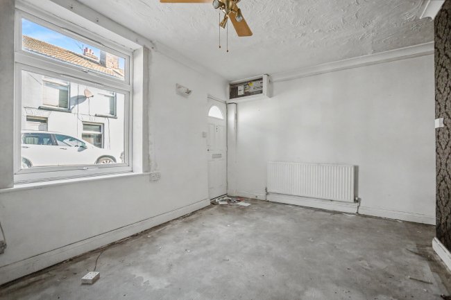 93 Alma Street, Sheerness, Kent, ME12 2AY 2