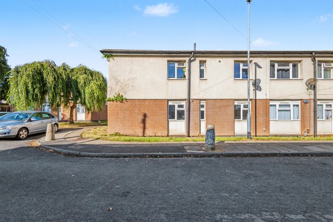 2 Heddon Grove, Hawkshead, Bradford, West Yorkshire, BD5 0TA 7