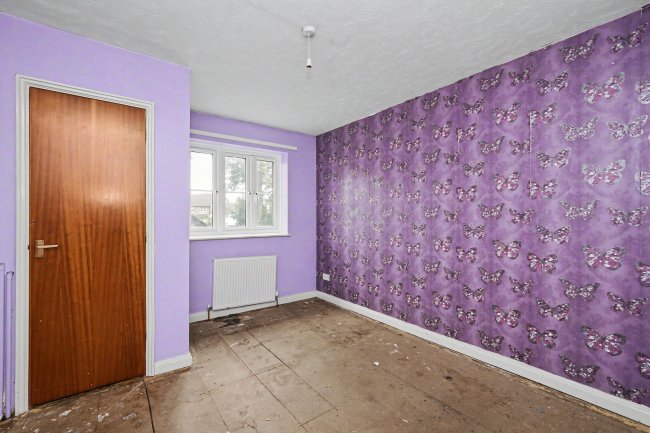 1 Paddock Close, Lydd, Romney Marsh, Kent, TN29 9BT 8