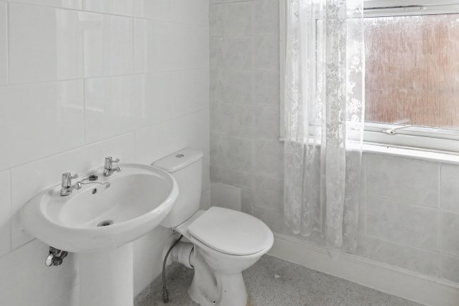 50 Brazil Street, Hull, East Yorkshire, HU9 1JZ 10