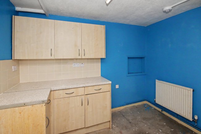 1 St Marys Court, Eynesbury, St. Neots, Cambridgeshire, PE19 2TB 6