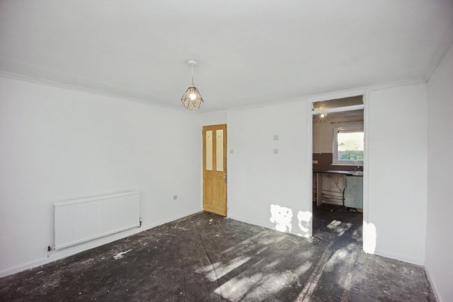 6 Fell View, Chorley, Lancashire, PR6 0NT 4