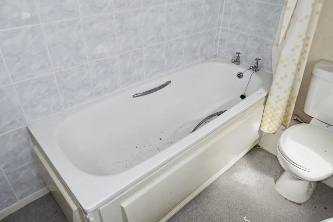 29 Janes Brook Road, Southport, PR8 6NS 1