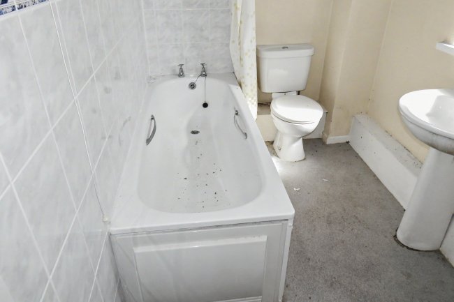 29 Janes Brook Road, Southport, PR8 6NS 1