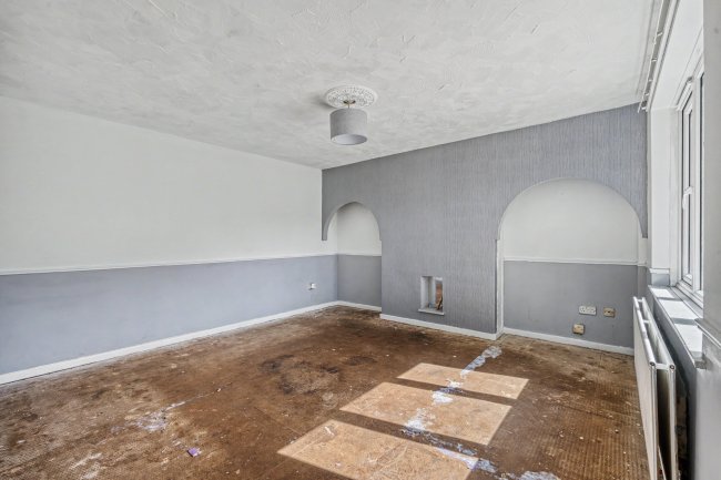 11 St Peters Terrace, Farnworth, Bolton, Greater Manchester, BL4 9AZ 4