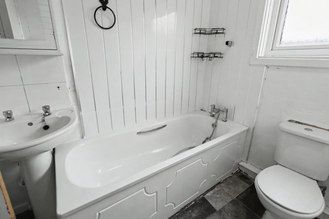 370 Shirland Lane, Darnall, Sheffield, South Yorkshire, S9 3FL 10