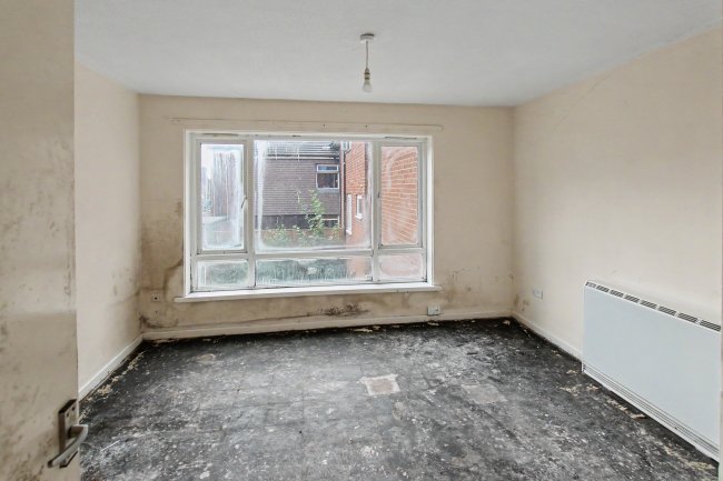 27 Queen Street, Doncaster, South Yorkshire, DN4 8AA 3