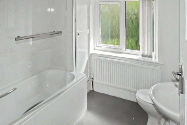 94 Collins Road, Bamber Bridge, Preston, Lancashire, PR5 6GU 1