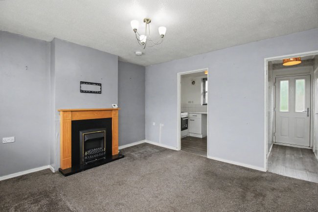 378 Endike Lane, North Hull Estate, Hull, HU6 8AA 9