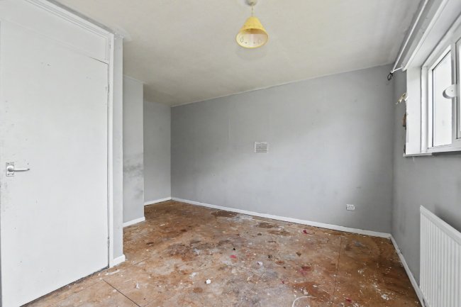 31 Redruth Drive, Mansfield, Nottinghamshire, NG18 4QB 10