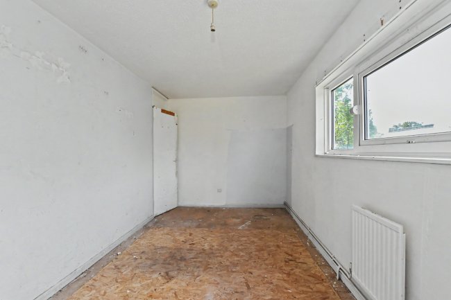 31 Redruth Drive, Mansfield, Nottinghamshire, NG18 4QB 10