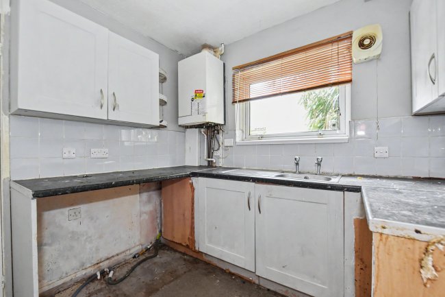 31 Redruth Drive, Mansfield, Nottinghamshire, NG18 4QB 10