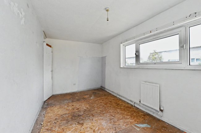 31 Redruth Drive, Mansfield, Nottinghamshire, NG18 4QB 10