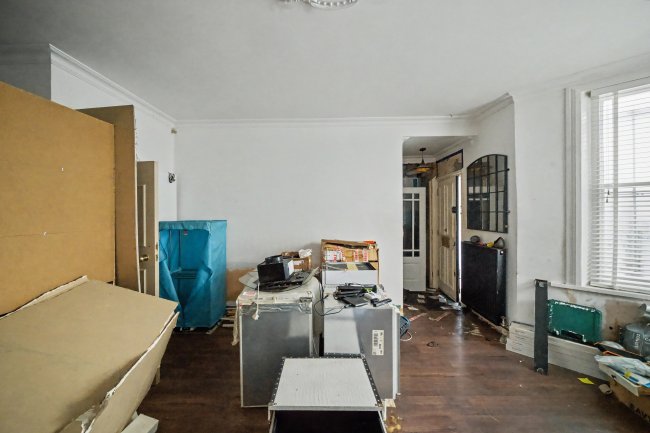 Flat 1, 97A Earls Court Road, Kensington, London, W8 6QH 2