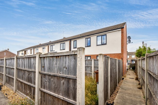 44, 44a, 44b and 44c Hallam Road, New Ollerton, Newmarket, NG22 9TL 2
