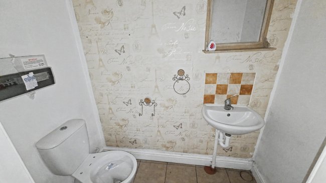 91a Bourne Road, Spalding, PE11 1JR 10