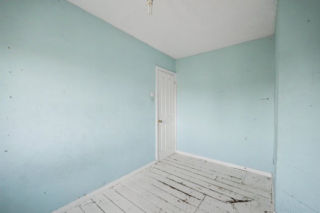 15 Abberd Way, Calne, Wiltshire, SN11 8BB 8