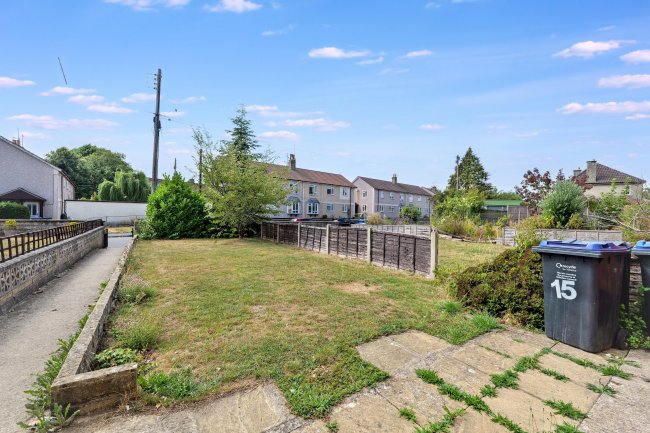 15 Abberd Way, Calne, Wiltshire, SN11 8BB 8