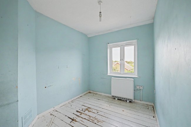 15 Abberd Way, Calne, Wiltshire, SN11 8BB 8