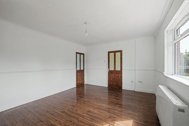 15 Abberd Way, Calne, Wiltshire, SN11 8BB 8