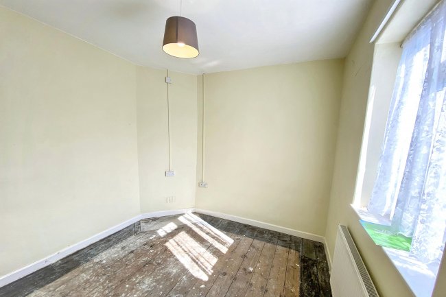 11 Woodlands Bungalows, Chippenham, Wiltshire, SN14 0HJ 9