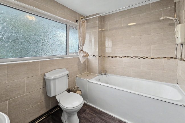 42 Birch Hall Lane, Longsight, Manchester M13 0XL 7