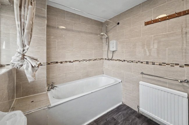 42 Birch Hall Lane, Longsight, Manchester M13 0XL 7