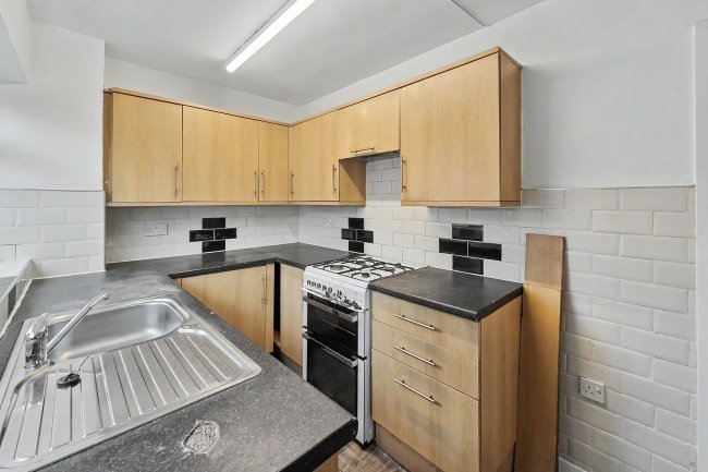 42 Birch Hall Lane, Longsight, Manchester M13 0XL 7