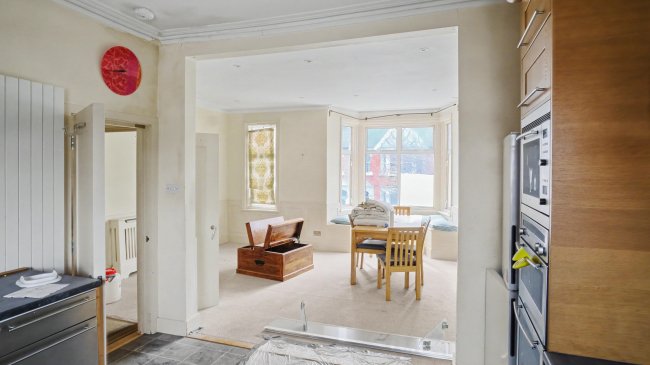 First Floor Flat, 28 Third Avenue, Acton, London, W3 7RT 1