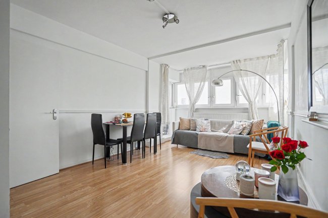 Flat 27, Jepson House, Pearscroft Road, Fulham London SW6 2BG 7
