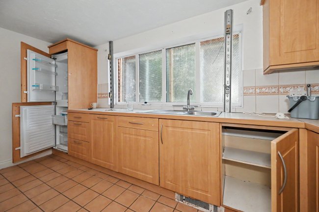 Flat 1 Kings Oak Court, RG1 4PX 1