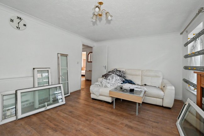 Flat 1 Kings Oak Court, RG1 4PX 1