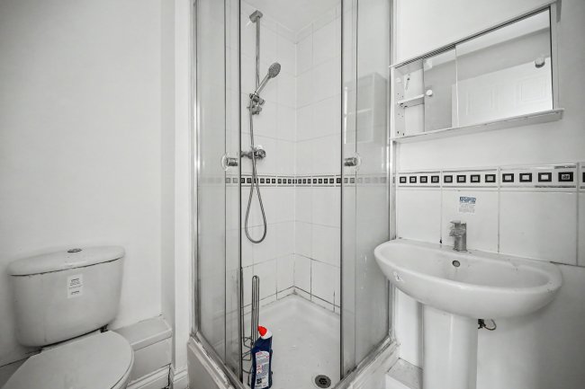 Flat 1 Kings Oak Court, RG1 4PX 1
